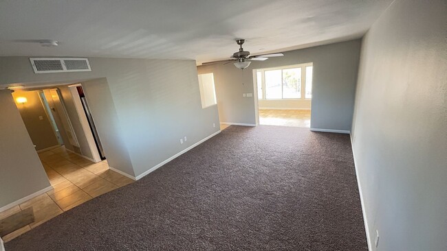 Building Photo - 2 Bedroom - 2 Bath - 1400 Sq. Ft. Home - 5...