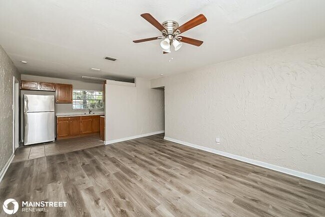 Foto del edificio - 4002 OHIO AVE, TAMPA, FL 33616