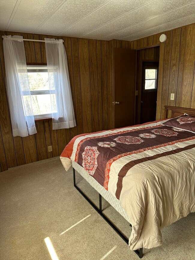 Foto del edificio - 12 Circle Dr