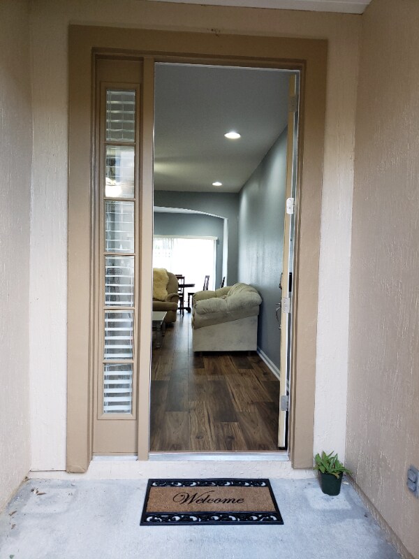 Foto del edificio - 3690B Creswick Cir