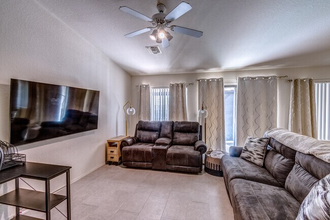 Foto del edificio - 10407 N Fair Desert Dr