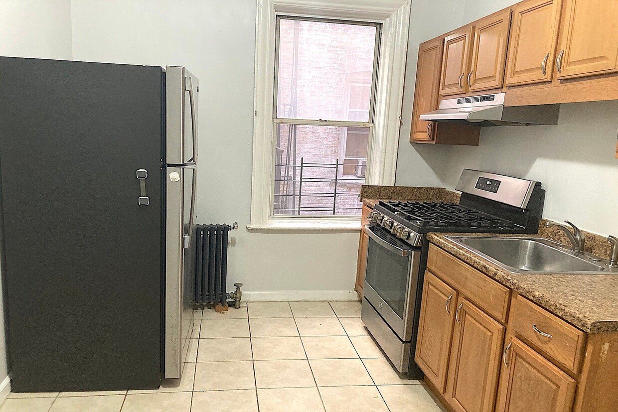 Photo - 5600 Hudson Ave (West New York, NJ)