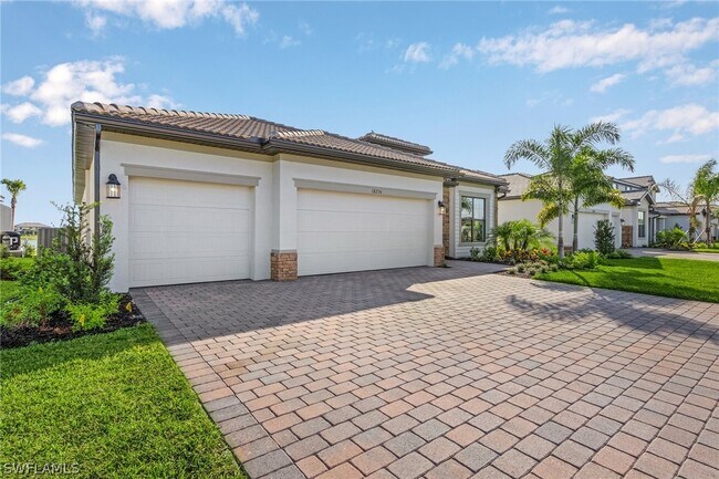 Building Photo - 18274 Ridgeline Dr