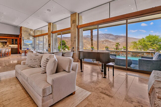 Foto del edificio - 9 Rockcrest