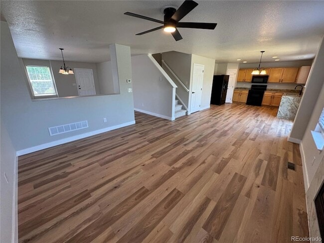 Building Photo - 8151 S Mobile Way