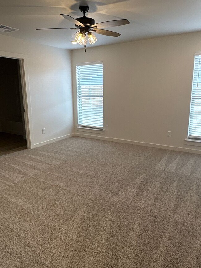 Foto del edificio - This Wont Last Long!!!