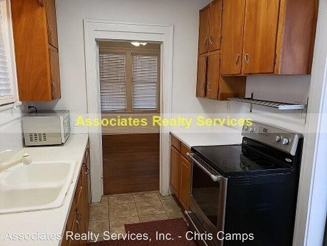 Foto del edificio - 3 br, 2 bath House - 102 NW 7th Terrace