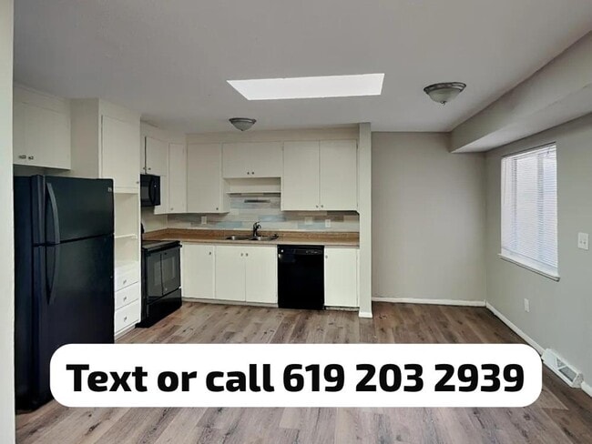 Building Photo - 420 N Derbyshire Ave