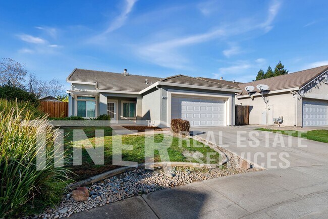 Building Photo - Amazing 4-bedroom home in Elk Grove