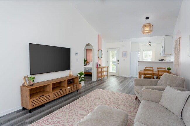 Building Photo - 1503 Willoughby Park Ct