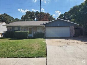 Building Photo - 254 Oakwood Ln
