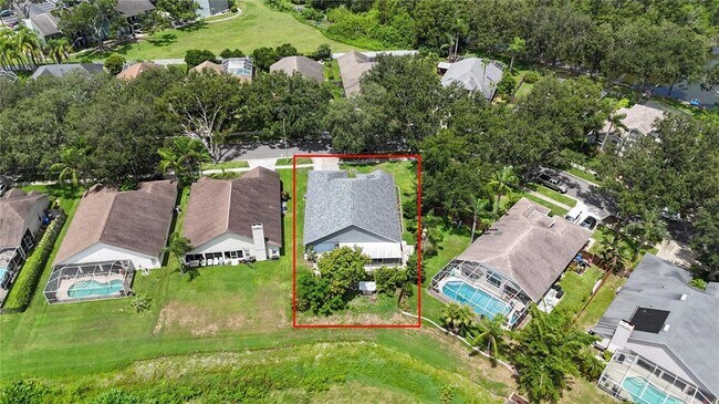 Foto del edificio - 16505 Lake Heather Dr
