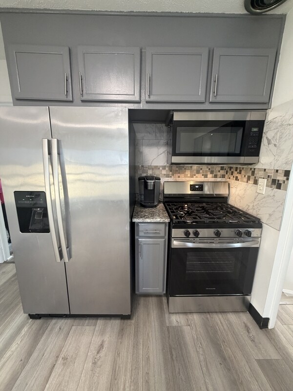 Foto del edificio - 6706 Gilbert Ave