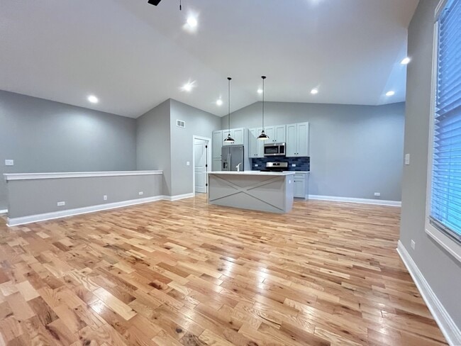Foto del edificio - 724 Mallard Dr