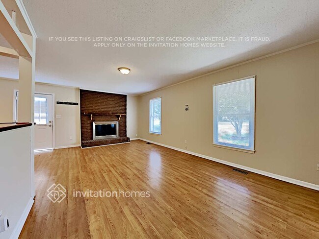 Building Photo - 499 Kingfield Dr SW