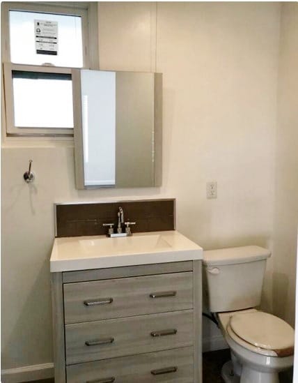 Foto del edificio - 6214 Holly Mont Dr