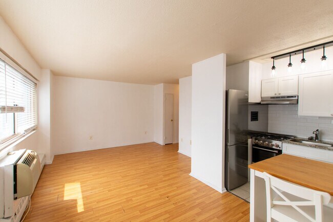Foto del edificio - Rittenhouse Studio Condo with All Utilities Included!