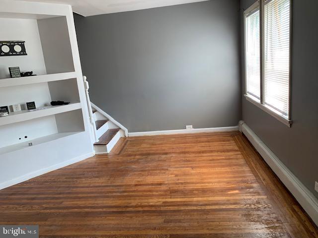 Foto del edificio - 810 E 16th St