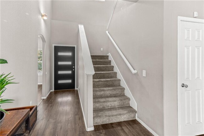 Foto del edificio - 4205 SW Fieldstone Blvd