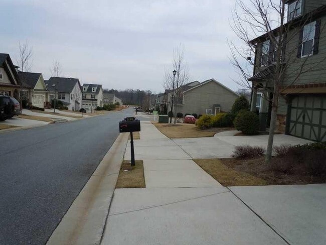 Building Photo - 2350 Callaway Ct