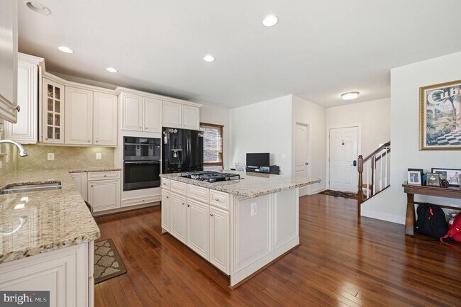 Building Photo - 23222 Hemmingford Cir