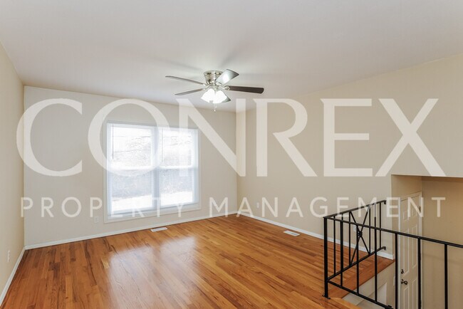 Foto del edificio - Beautiful 3 Bedroom split entry in Raytown!
