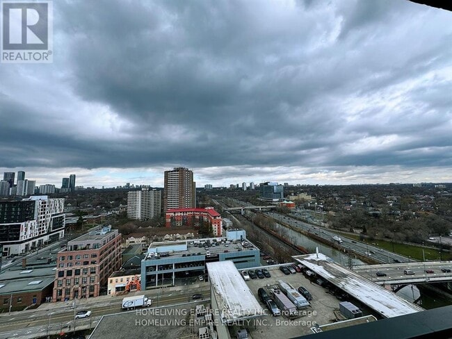 Building Photo - 5 Defries St