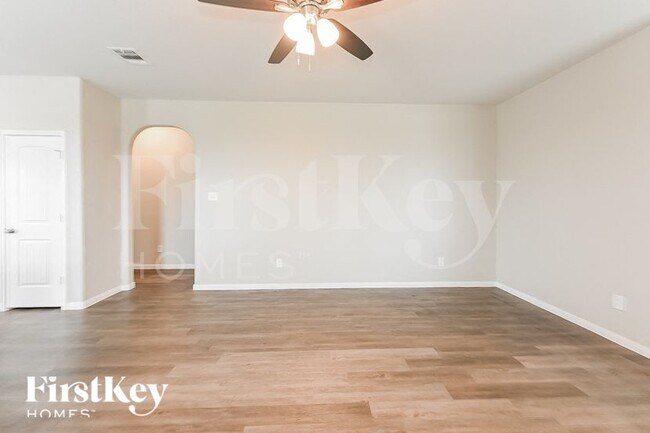 Foto del edificio - 24703 Lorenzo Glaze Trail