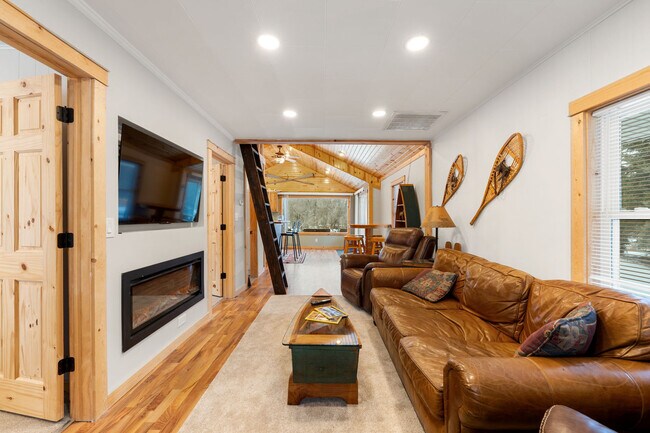 Foto del edificio - 306 Waverly St