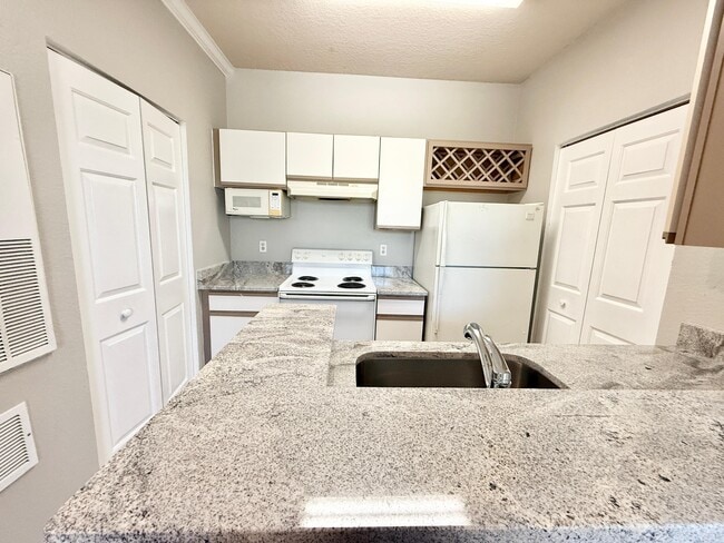 Building Photo - 2564 Robert Trent Jones Dr