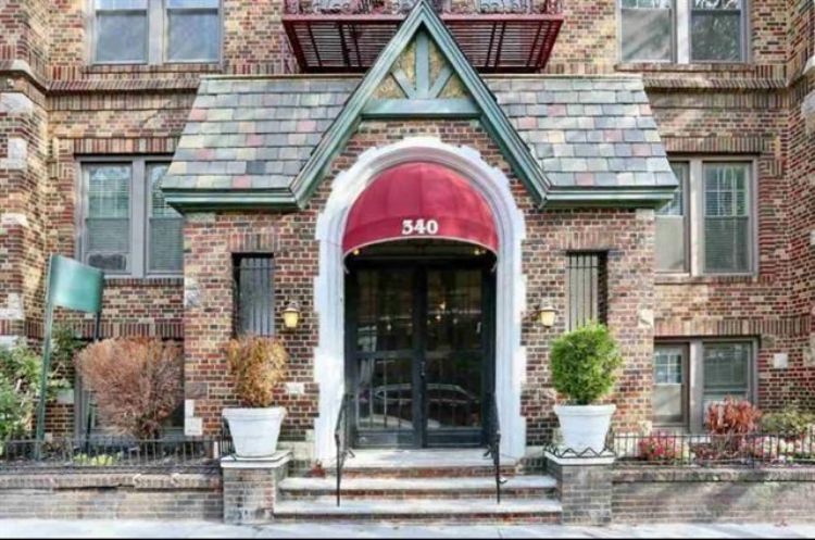 Primary Photo - 340 Fairmount Ave