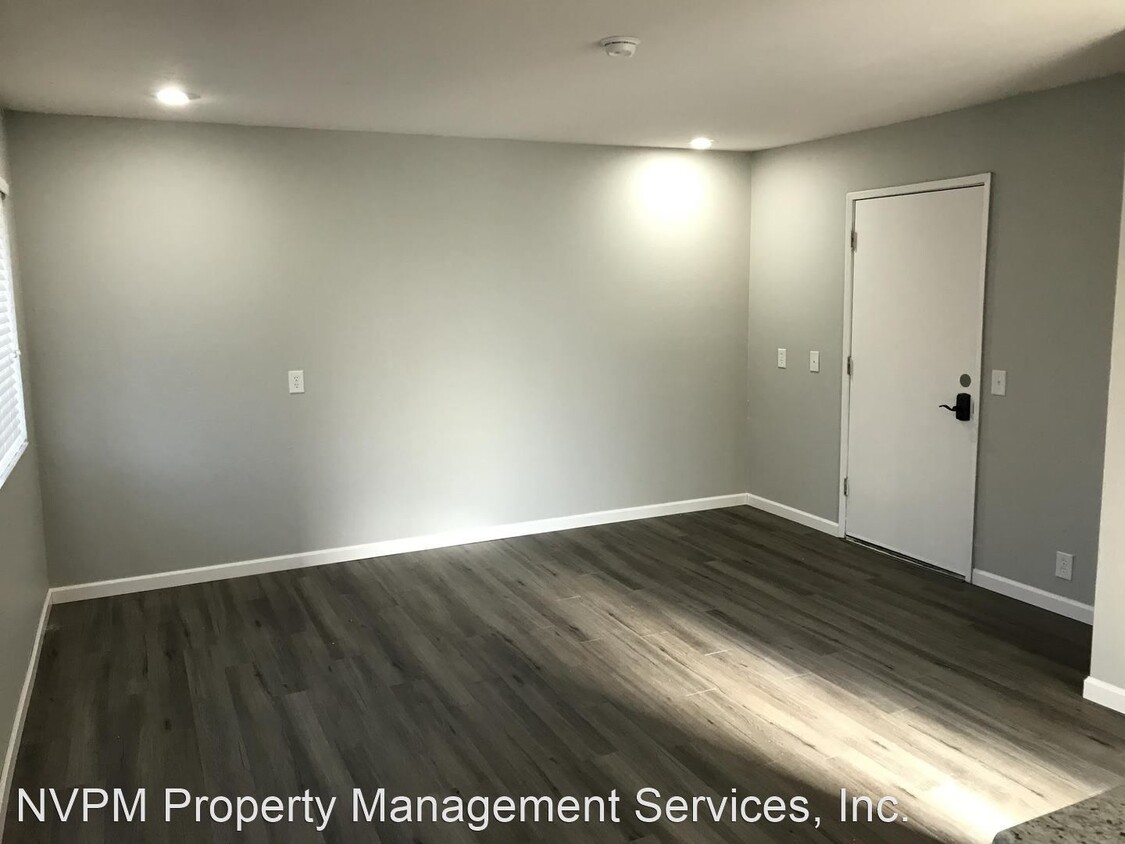 Foto principal - 1252 Warner St