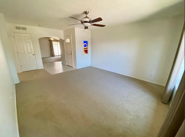 Foto del edificio - 984 N 85th Pl