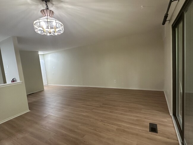 Photo - 1511 Woodhollow Dr (Evesham, NJ) Townhome