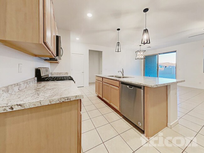 Foto del edificio - 19781 N Lauren Rd