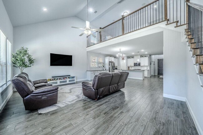 Foto del edificio - 6132 Hightower St