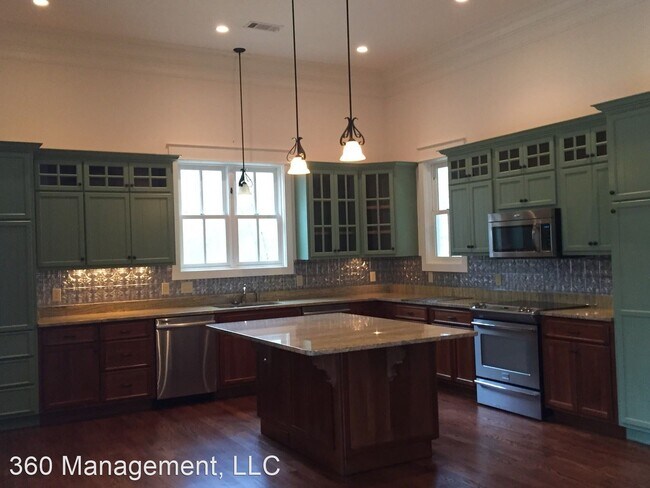 Foto del edificio - 4 br, 2.5 bath House - 244 Chadwick Ln