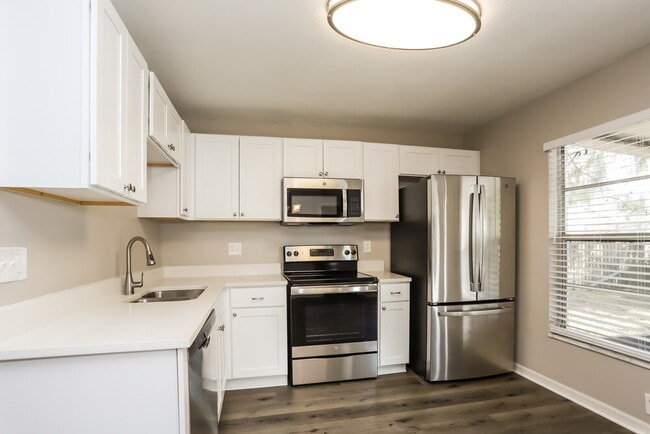 Building Photo - 11337 Blackbark Dr