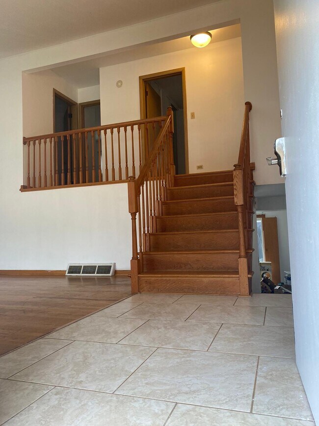 Foto del edificio - 920 N Milwaukee Ave