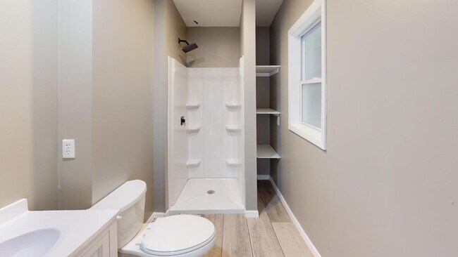 Building Photo - 201 Florence Ave