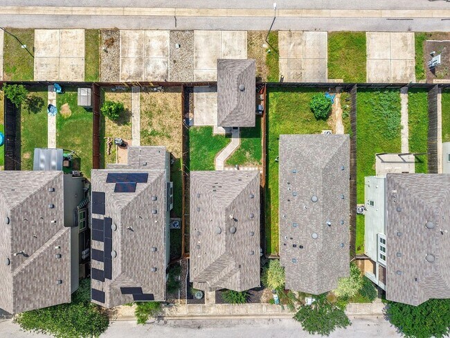 Foto del edificio - 4520 Graceful Ln