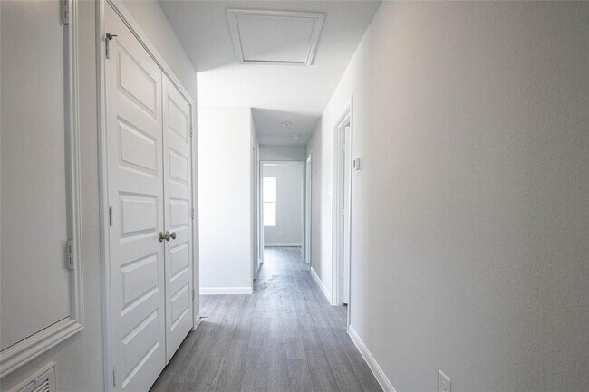 Building Photo - 1657 Rd 5723