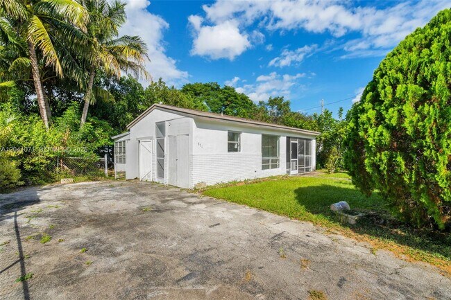 Foto del edificio - 6831 Greene St