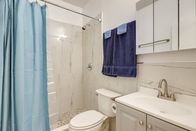 Foto del edificio - 390 Stoneridge Way