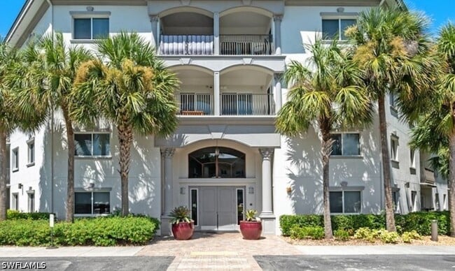 Building Photo - 1100 Pine Ridge Rd