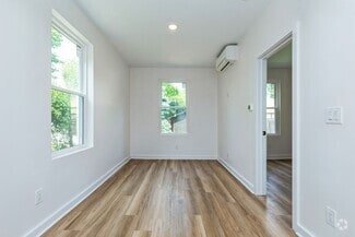 Building Photo - 164 Glenwood Ave