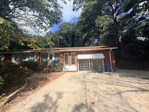Building Photo - 1231 Meriwether St