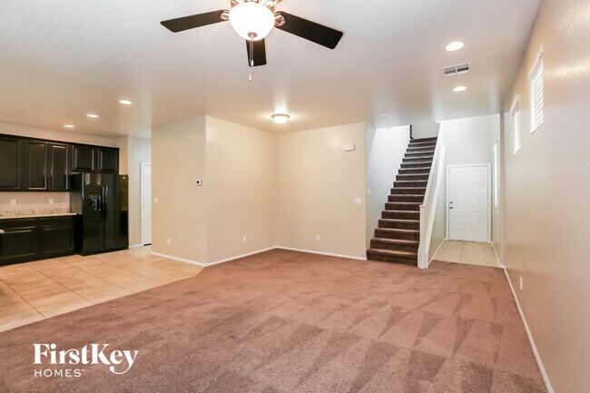 Foto del edificio - 9337 W Pearblossom Sky Ave