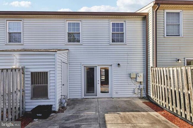 Foto del edificio - 5555 First Statesman Ln