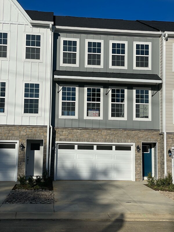 Primary Photo - 3711 Allington Ct